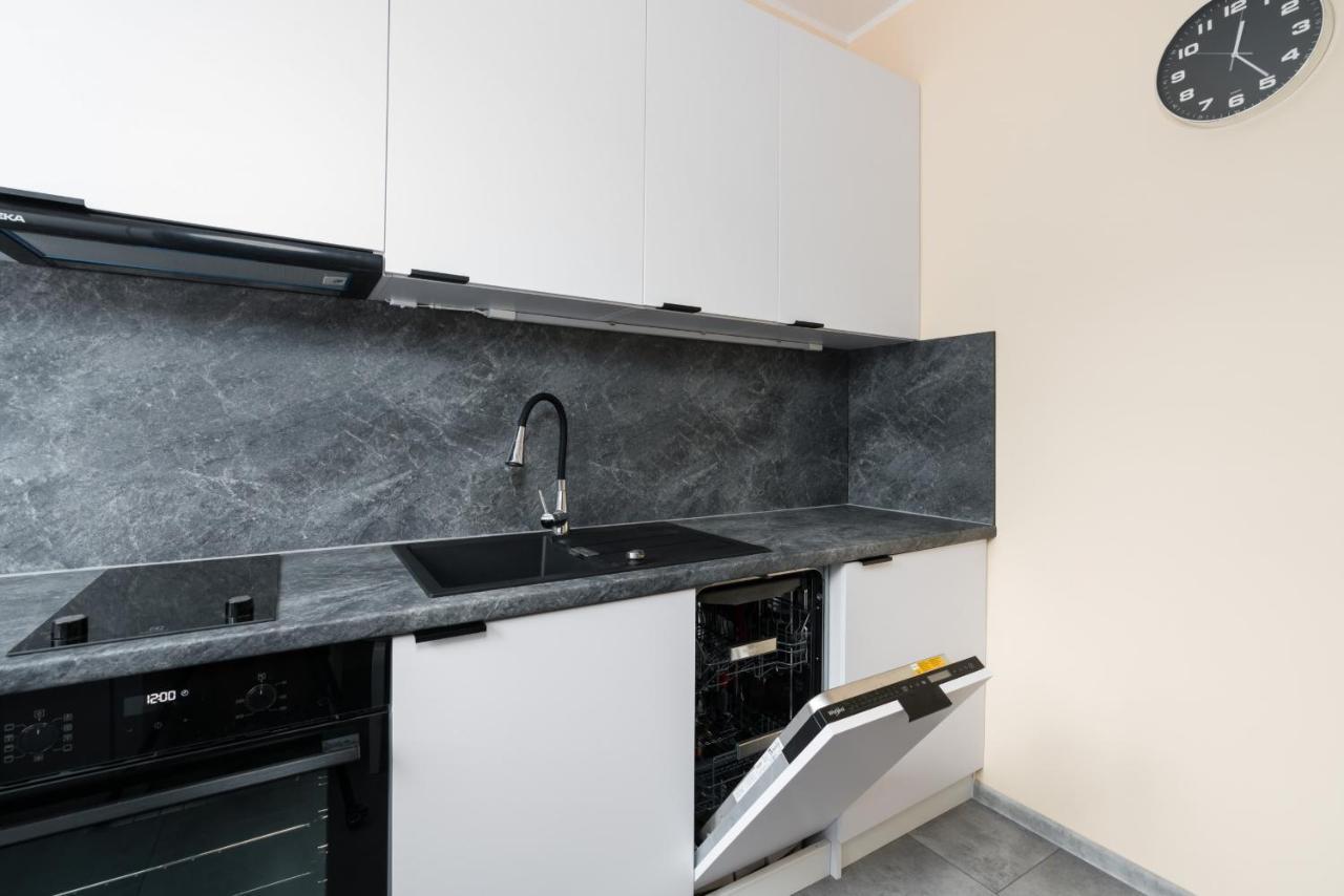 Kosinskiego Apartment Poznan By Noclegi Renters Eksteriør bilde