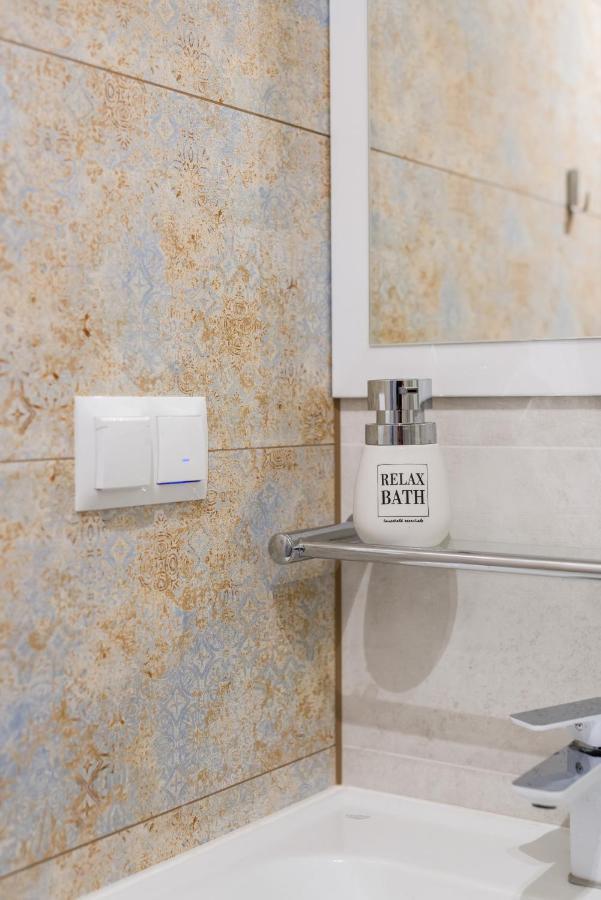Kosinskiego Apartment Poznan By Noclegi Renters Eksteriør bilde